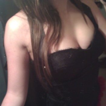 Profil de Naily, 24 ans, Plan Cul à Karm ‘Abbās