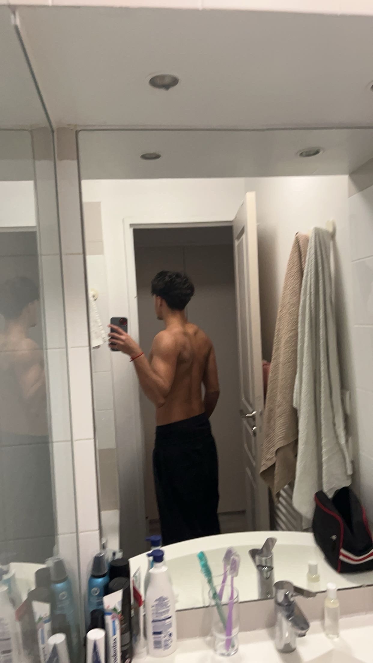 Profil de Taïs, 21 ans, Plan Cul à Dimīsnā