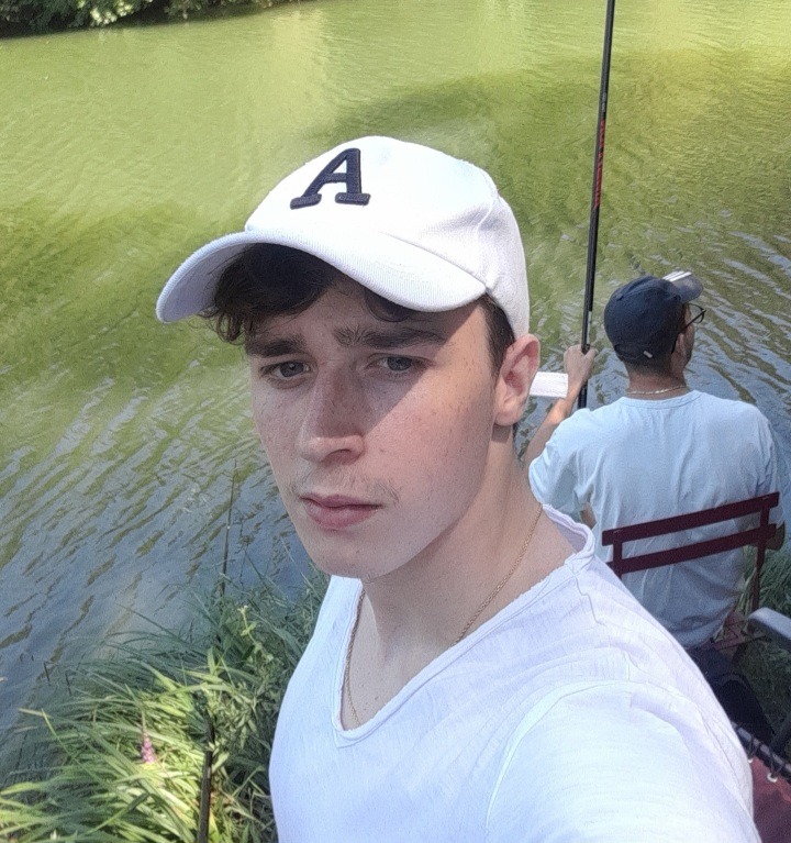 Profil de Edris, 19 ans, Plan Cul à An Naḩḩāl