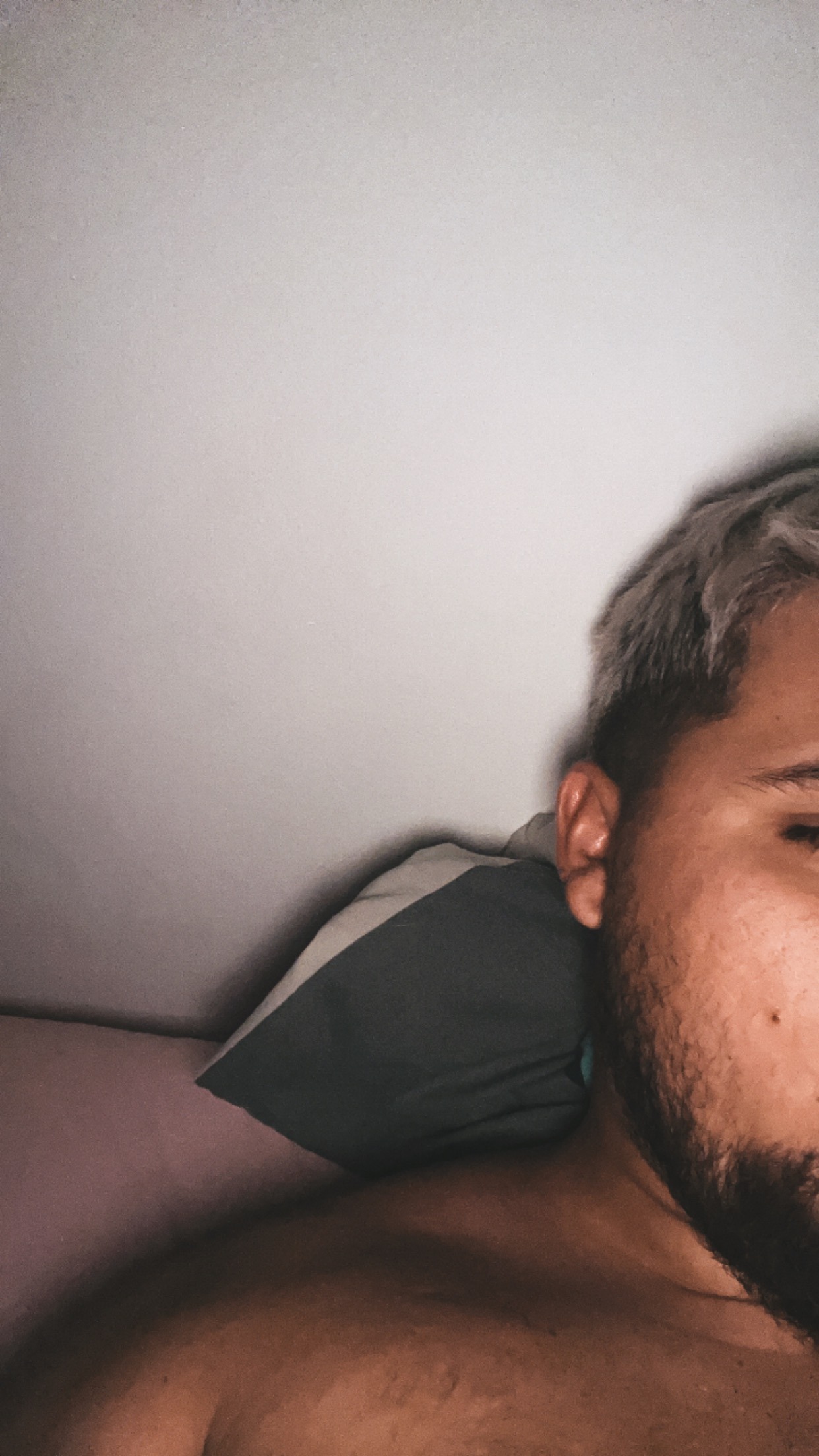 Profil de Benjamyn, 22 ans, Plan Cul à Sīnamā Rādūbīs