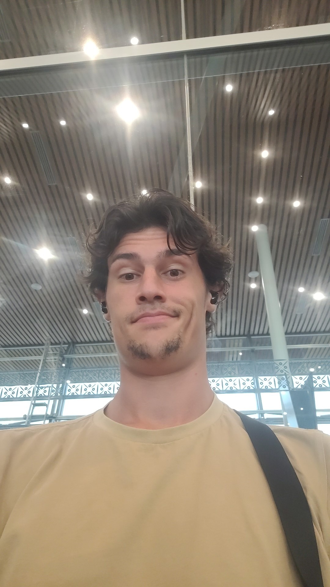 Profil de Semi, 21 ans, Plan Cul à ‘Izbat Riyāḑ