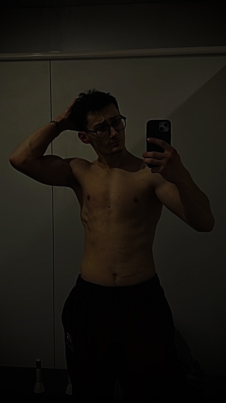 Profil de Najim, 22 ans, Plan Cul à Aghā Khān