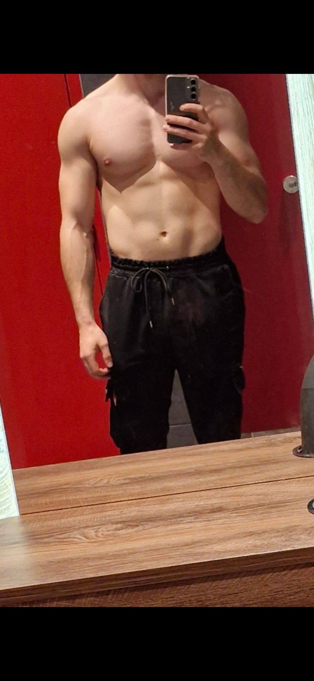 Profil de Ridwan, 25 ans, Plan Cul à Markaz Aswān