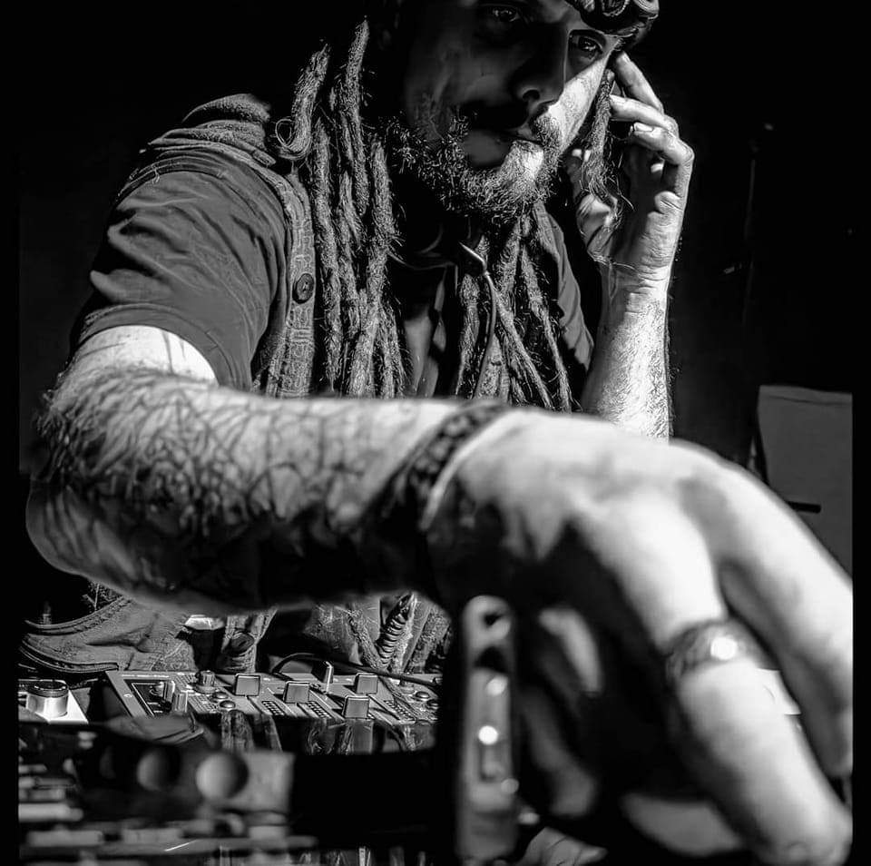 Profil de Loys, 38 ans, Plan Cul à Naj‘ Kibdī