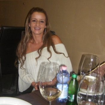 Profil de Marie-baptistine, 50 ans, Plan Cul à Deir Rizq