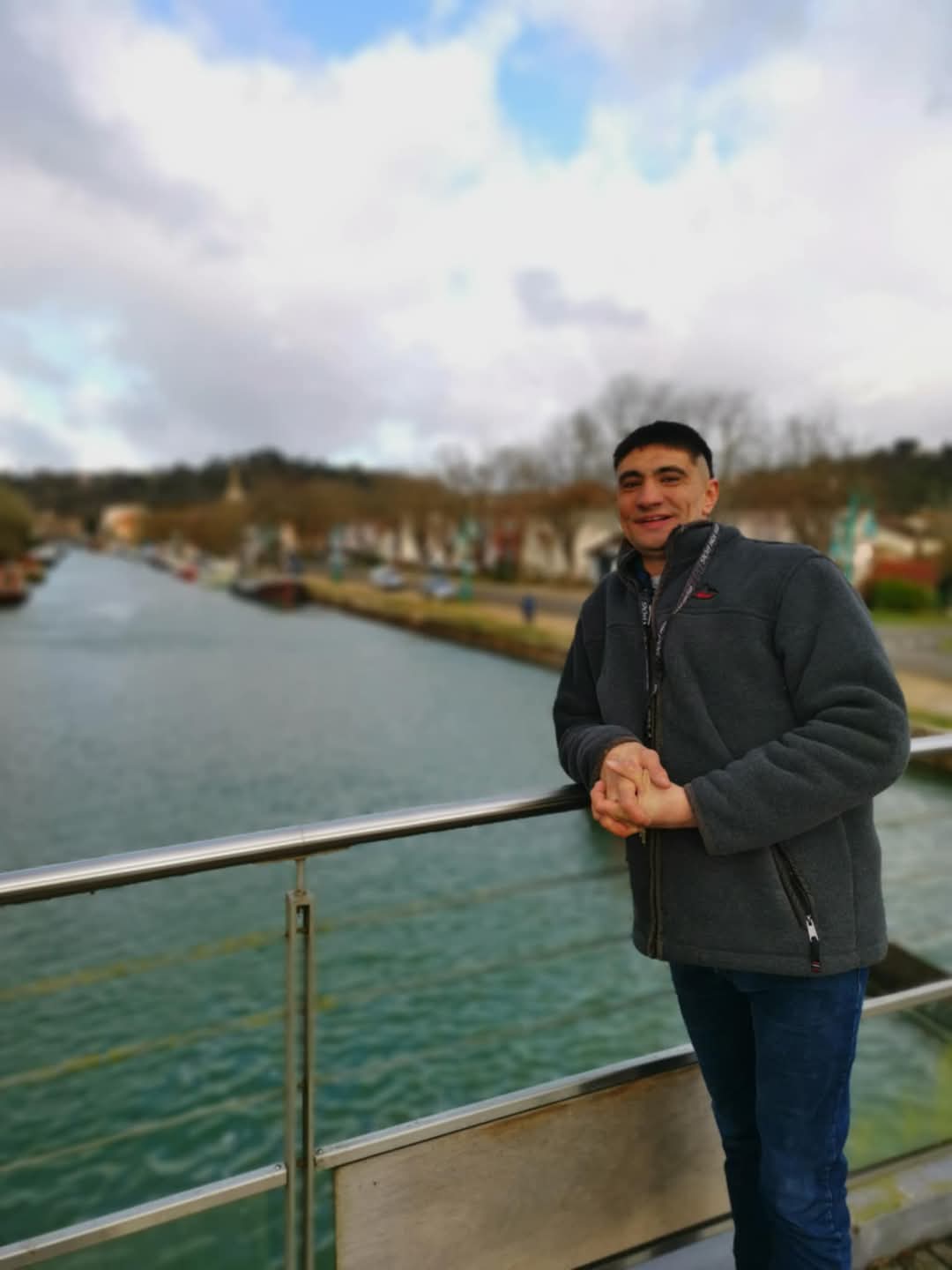 Profil de Vadim, 35 ans, Plan Cul à Al Ashmūnīn