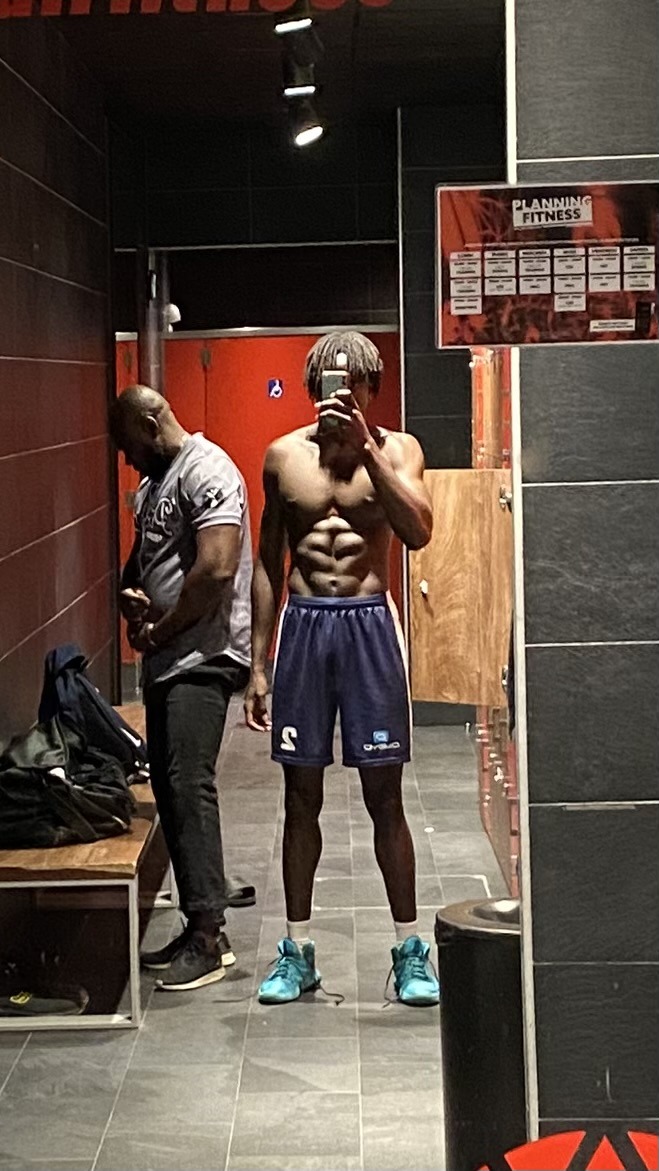 Profil de Jurgen, 25 ans, Plan Cul à ‘Izbat Zuwayl