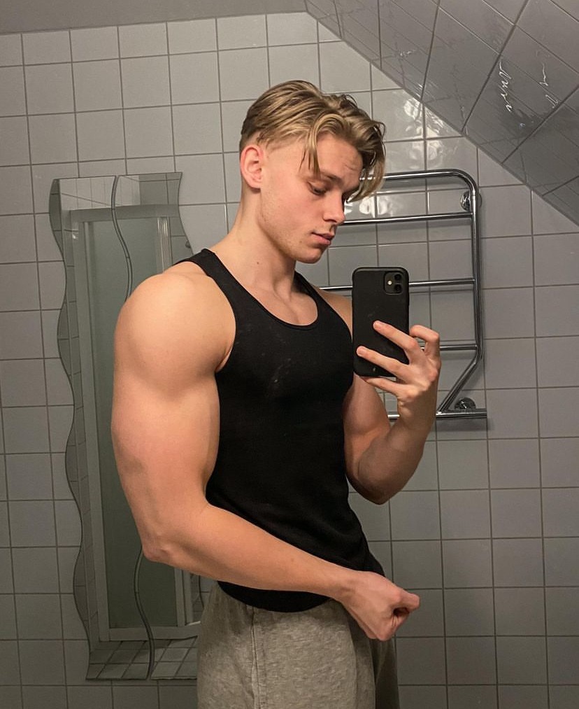 Profil de Kamille, 25 ans, Plan Cul à Tribunal mixte