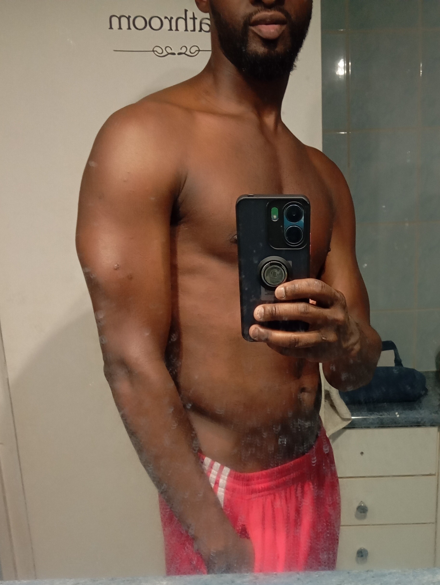 Profil de Rayad, 29 ans, Plan Cul à Markaz Ashmūn