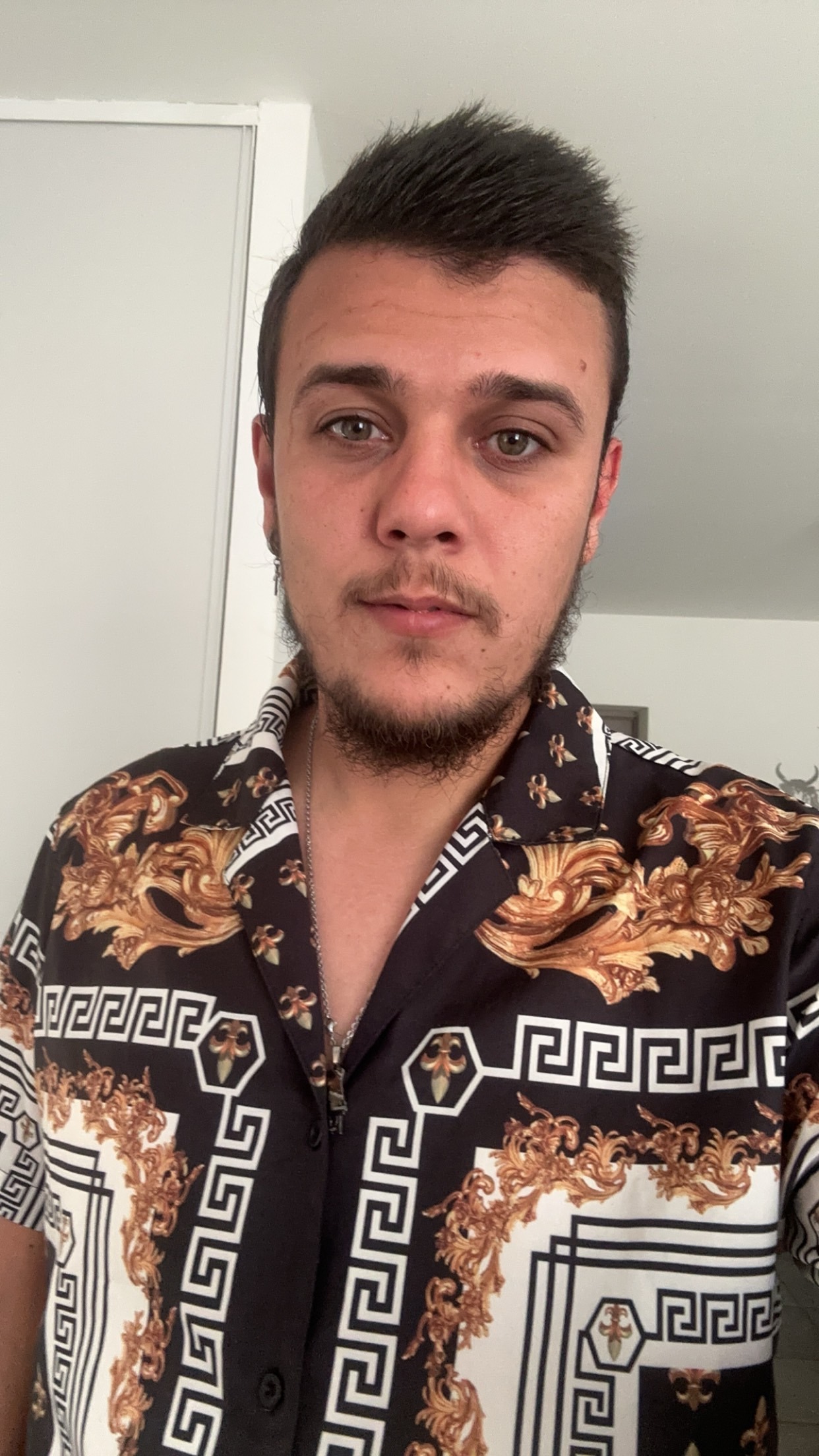 Profil de Adlene, 27 ans, Plan Cul à Al Khabārī