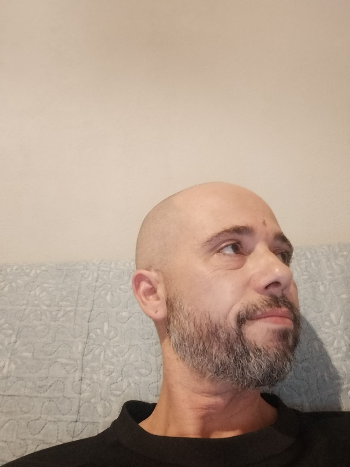 Profil de Laid, 36 ans, Plan Cul à Wâdi Abu Silli