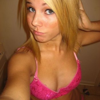 Profil de Laina, 24 ans, Plan Cul à ‘Izbat Kitāt
