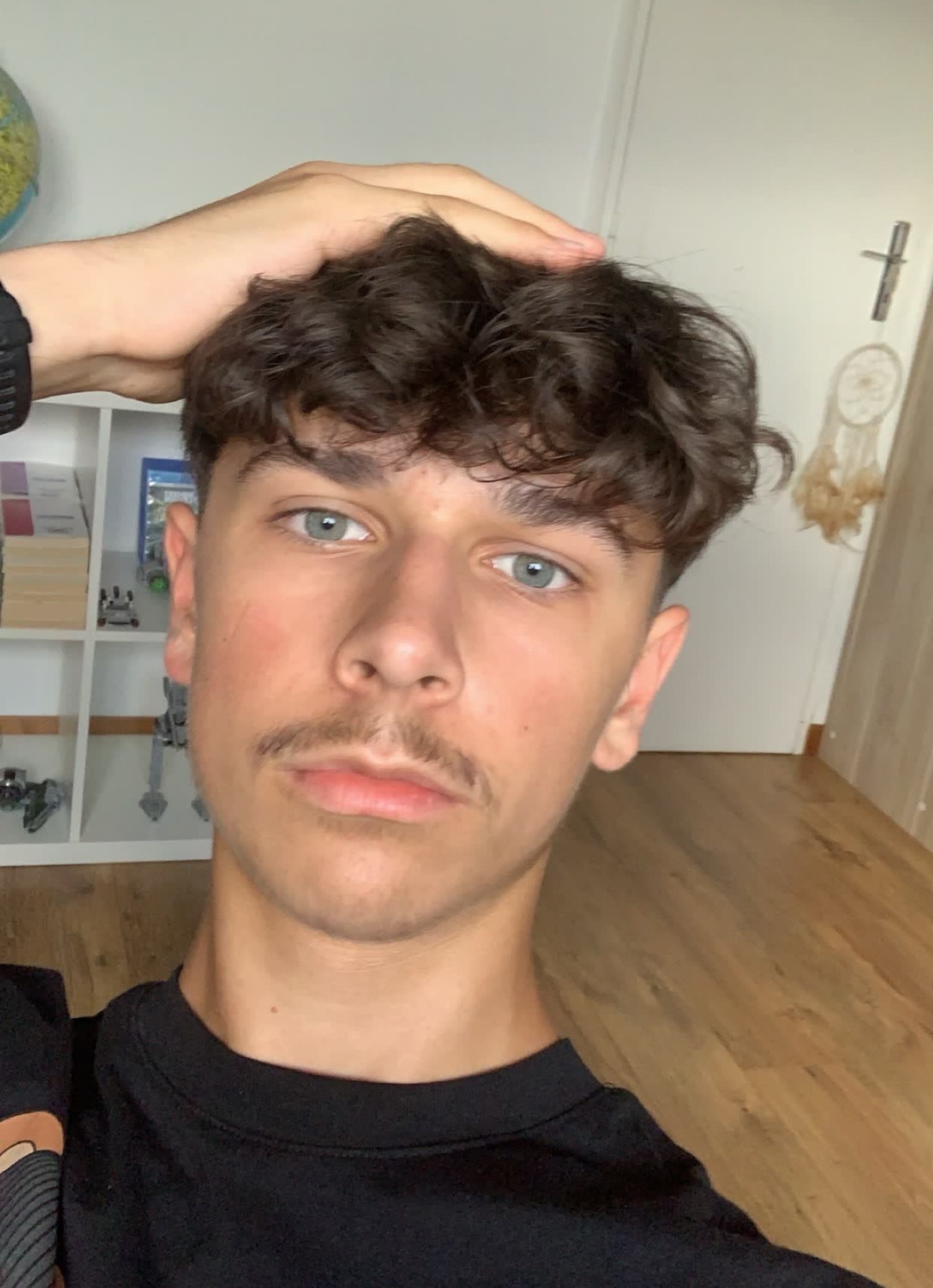 Profil de Ervyn, 22 ans, Plan Cul à Al Wāylī