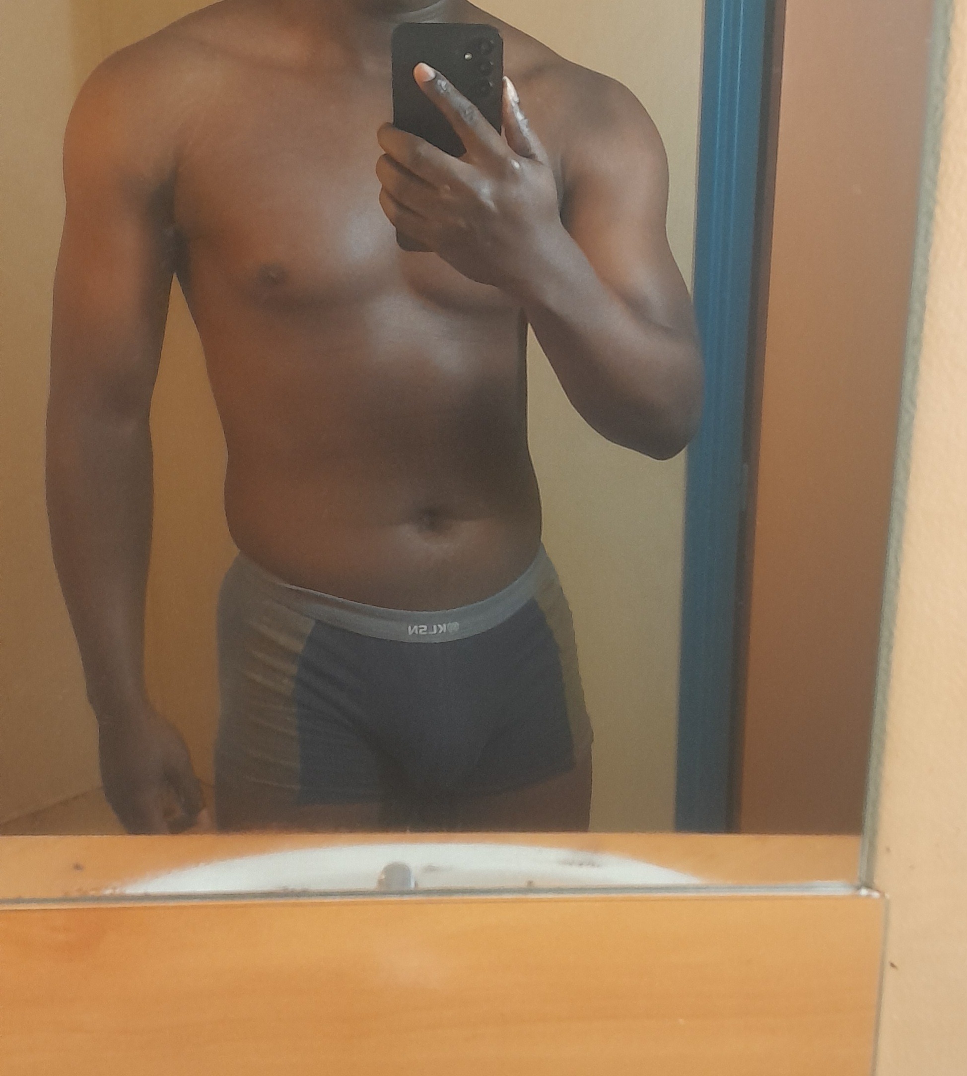 Profil de Syam, 24 ans, Plan Cul à Ţunūb