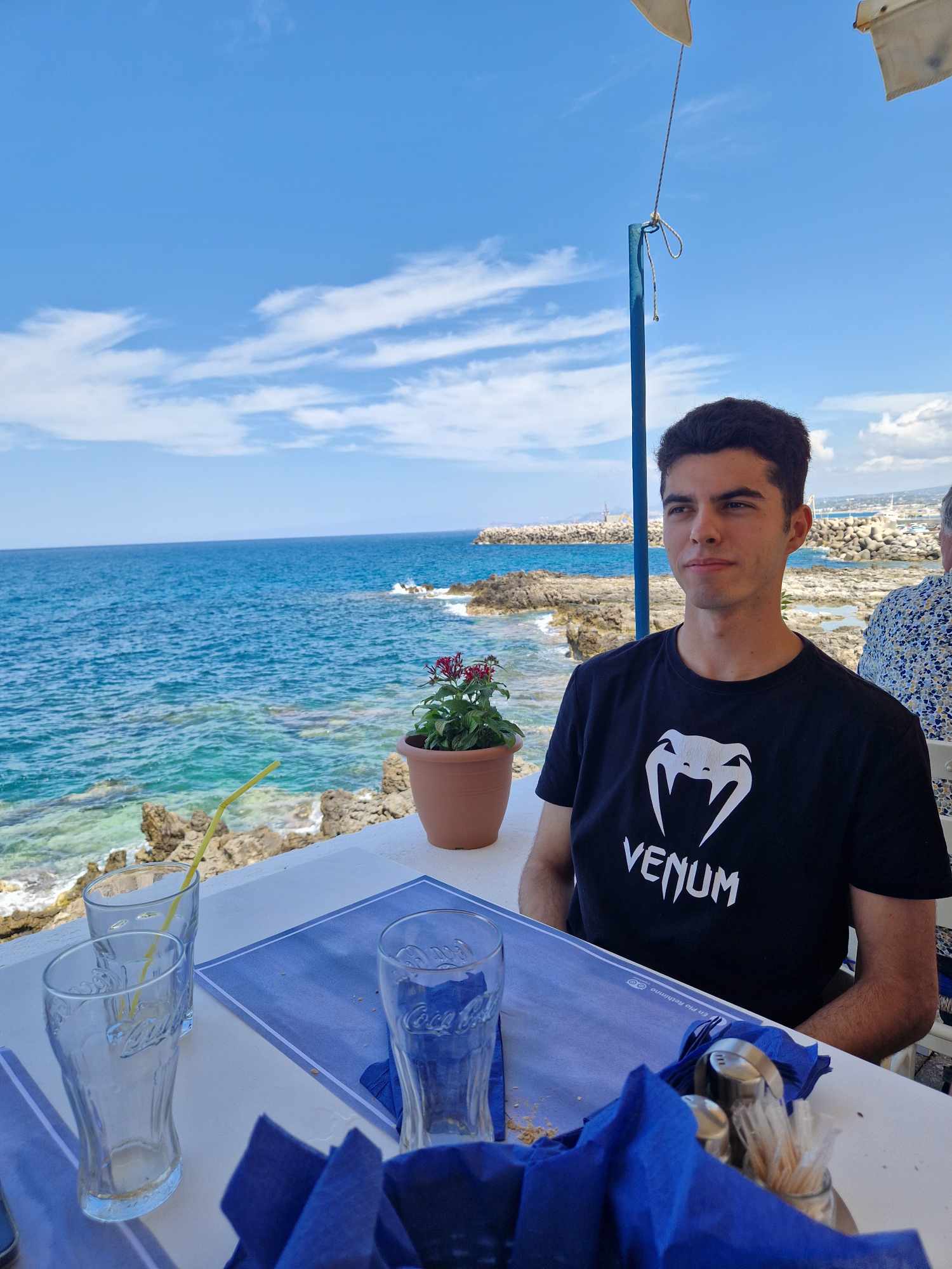 Profil de Godfroy, 20 ans, Plan Cul à ‘Alam Ḩamīd