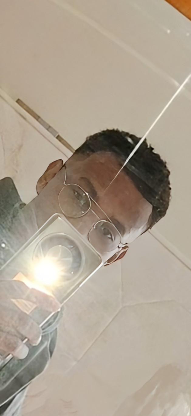 Profil de Yannis, 23 ans, Plan Cul à ‘Izbat Arnist