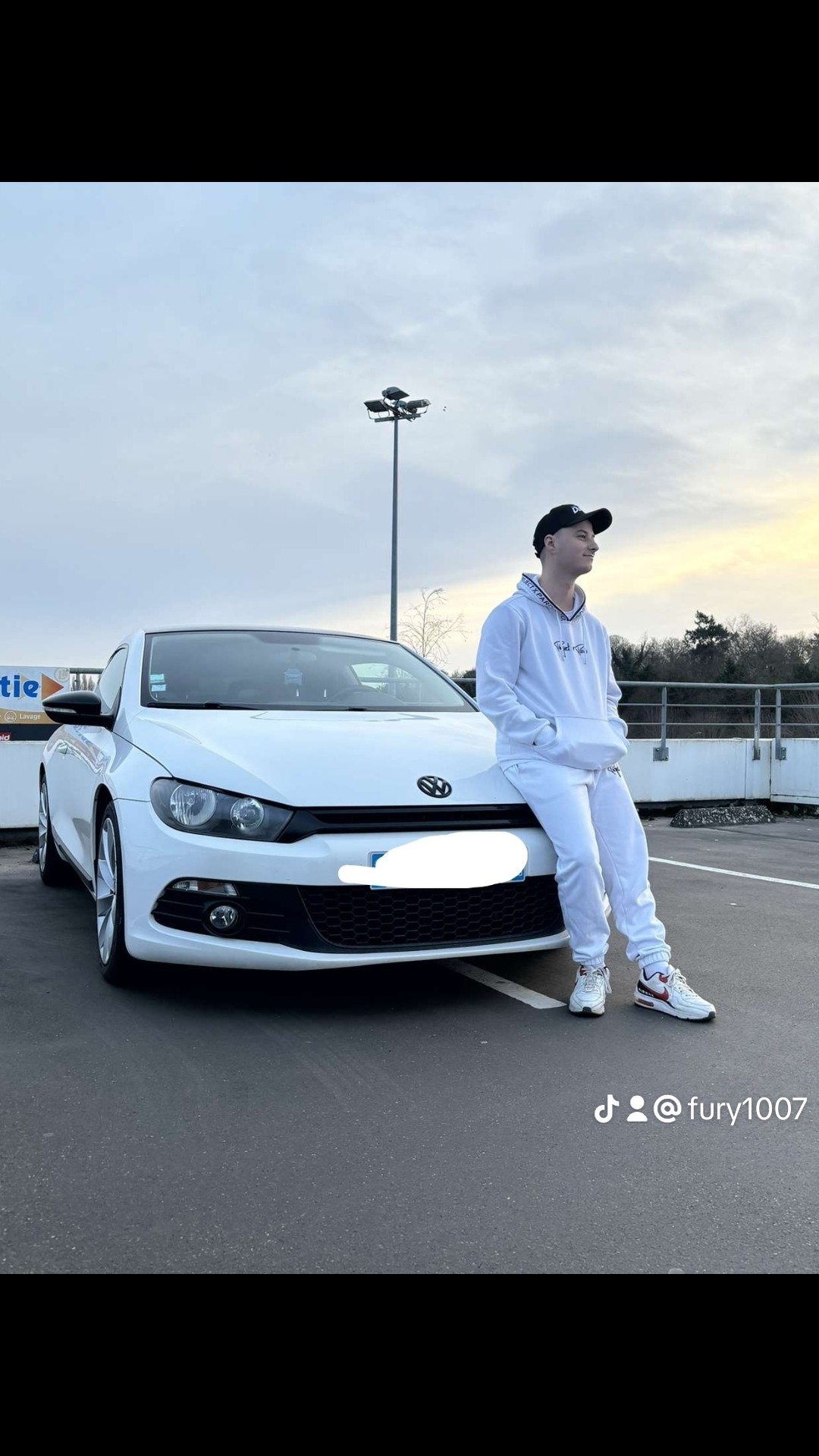 Profil de Daymon, 22 ans, Plan Cul à Qārāt al Bayāḑ